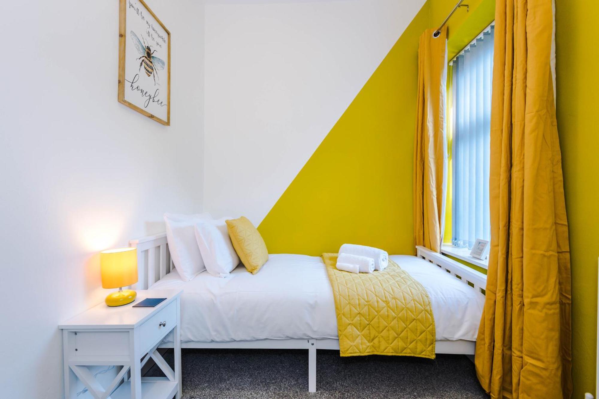 Lavender Cottage - Sleeping 5 Ramsbottom Bagian luar foto